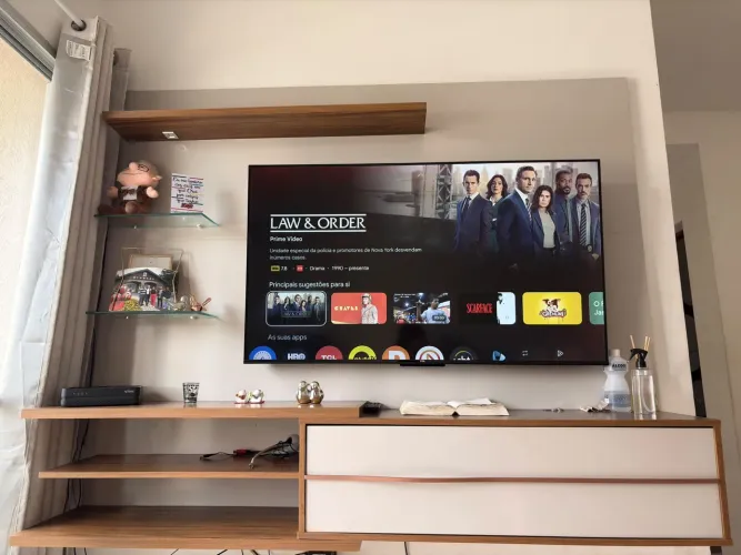 PAINEL DE TV