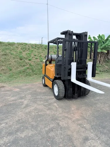 Empilhadeira yale 2004 