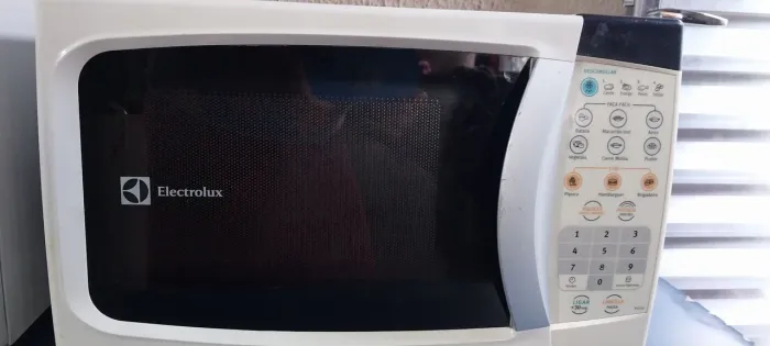 Microondas electrolux 20l
