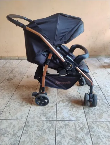 carrinho de bebê Burigotto 