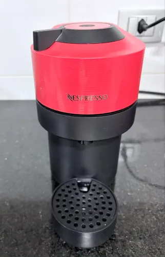 Nespresso Vertuo Pop vermelha