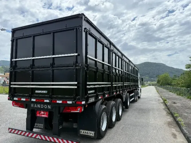 CARRETA GRANELEIRA 4 EIXO