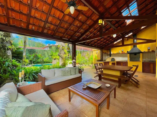 Casa com 4 dormitórios à venda, 140 m² - Barra do Una - São Sebastião/SP