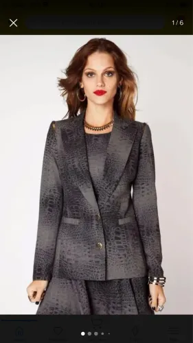 Blazer marca Carmim