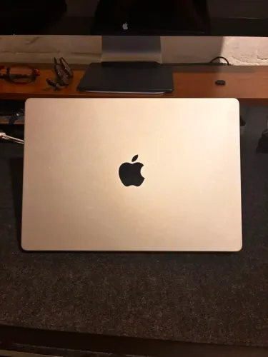 MacBook pro, M4, 14", 512GB Novíssimo