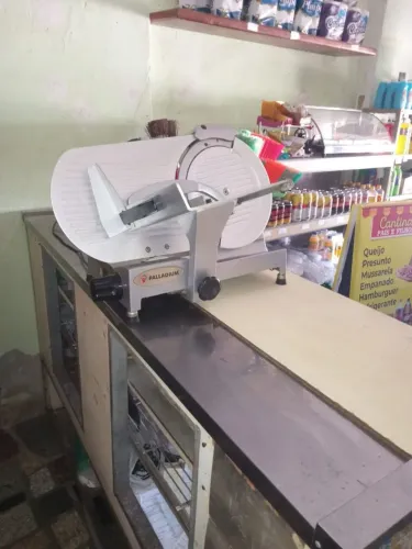 Vende-se Cortador de frios
