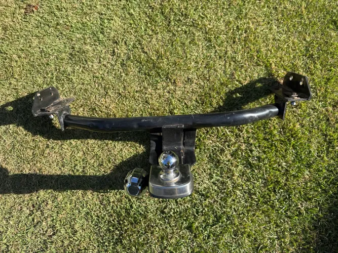 Engate reboque Jeep Compass Flex - fabricado pela União reboques