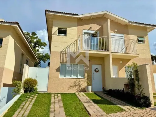 Casa GEMINADA à venda no Condomínio Villaggio Imperiale em Louveira/SP
