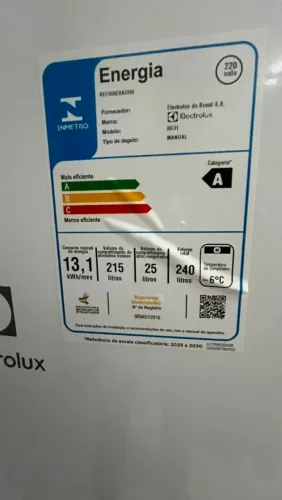 VENDO GELADEIRA COM APENAS 6 MESES DE USO, POR APENAS 1 MIL REAIS!