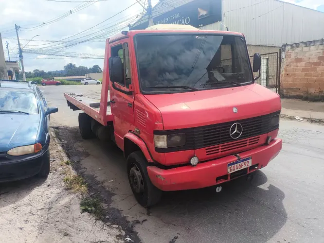 Caminhão prancha com serviço garantido