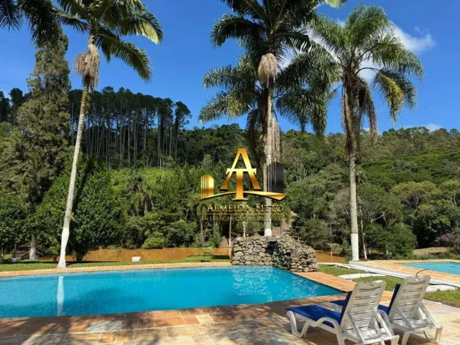 Sítio de Porteira Fechada à Venda em Piedade/SP 7 Alqueires | Estrutura Completa