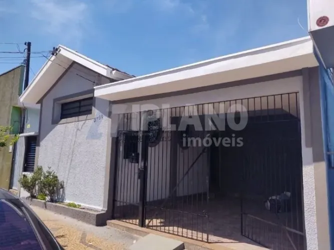 Venda de Casas / Padrão na cidade de São Carlos