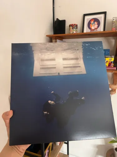 Billie Eilish - HHAS (Disco Branco)