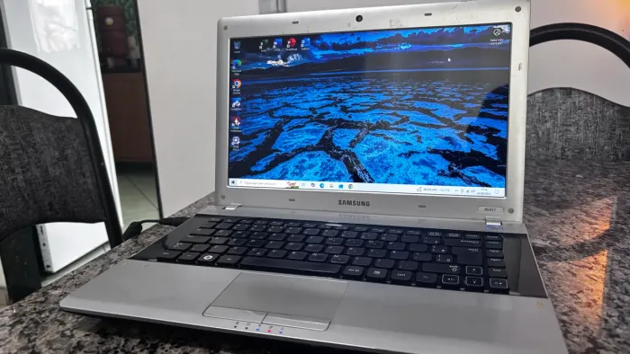 Notebook Samsung rv 411 com i5 460 de 2.5 ghz c ssd 120