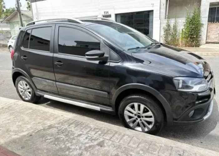 Volkswagen Crossfox 1.6 MI Total Flex 8V 5P 2012