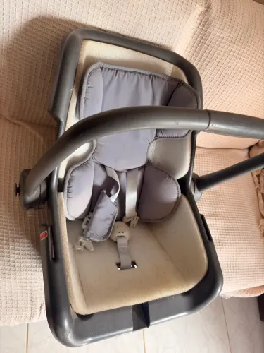 Bebê conforto Burigotto