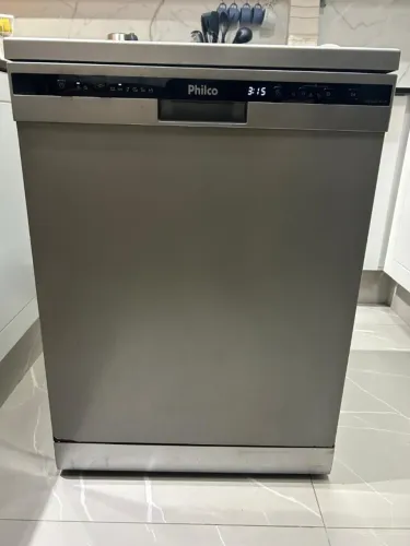 Lava Louças Philco 14 Serviços com defeito