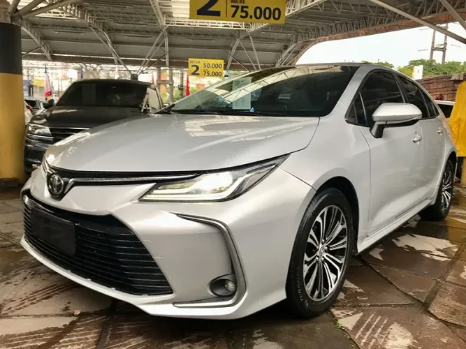 Toyota Corolla Altis 2.0 Flex 16V Aut. 2022