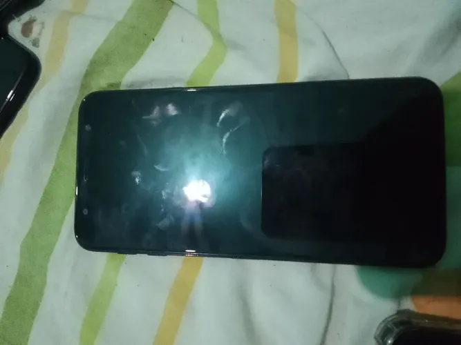 SAMSUNG J4