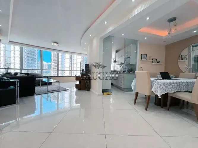 TORRE ERNEST HEMINGWAY - BARRA DA TIJUCA COM VISTA PARA PEDRA GÁVEA