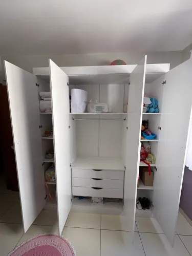 Guarda Roupas Infantil 4 portas