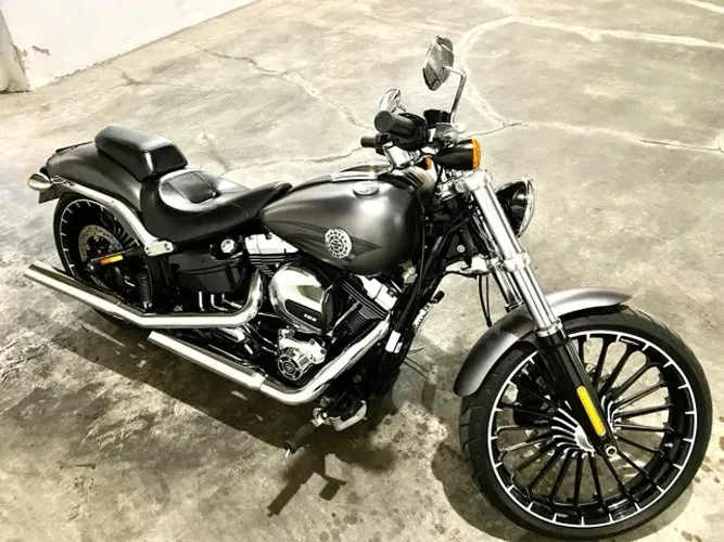 Harley-Davidson Softail Breakout Fxsb 2017