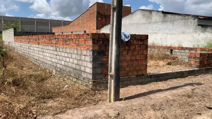 Vendo terreno 25x6