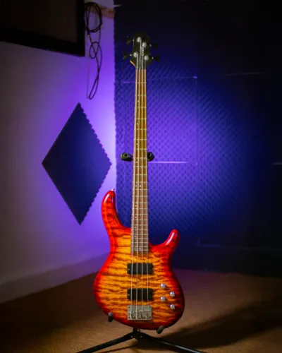 PROMOÇÃO Contrabaixo Cort Action DLX 4 Cordas