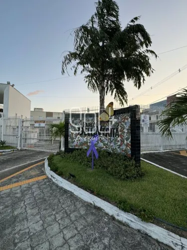 Luxuosa Casa em Condomínio no Pitimbu, Natal
