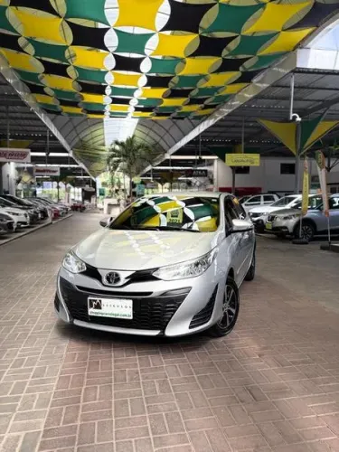 Toyota Yaris XL 1.3 Flex 16V 5P Aut. 2021