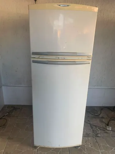Geladeira Electrolux frosfree