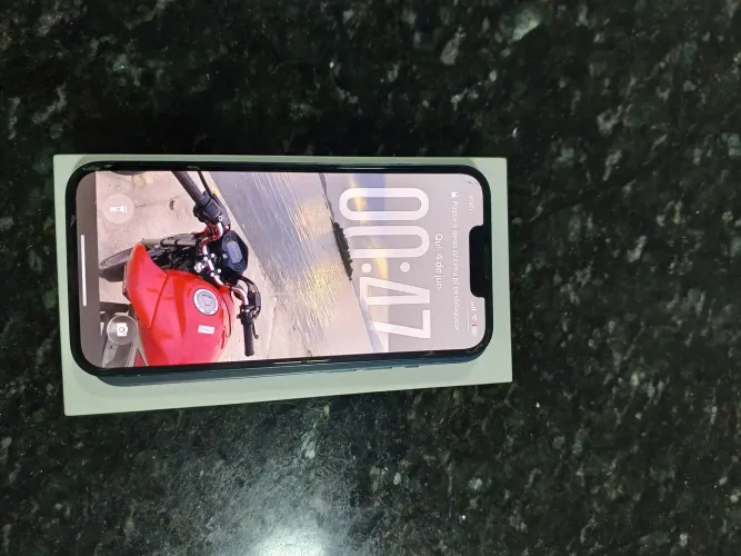Vendo iPhone 13 meia noite 128 Gb 