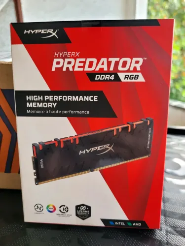 DDR4 4600Mhz 16GB HyperX Predator RGB, Nova, Lacrada