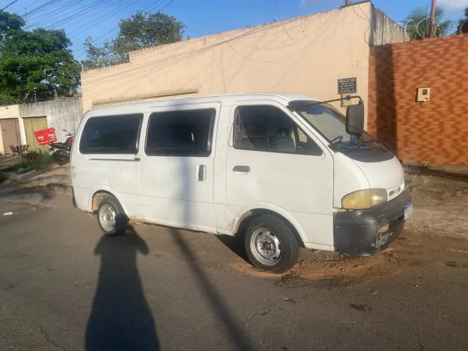 Kia Motors Besta Furgão 2.7 Diesel 1999