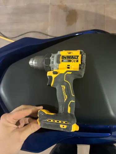 Furadeira parafusadeira dewalt 20v