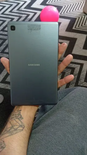 Samsung Galaxy tab A7 ou moto g22