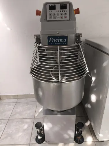 Masseira Prática 25kg