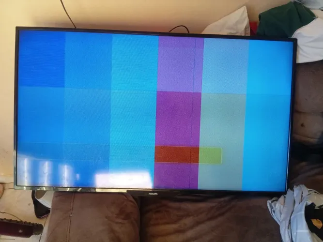 Smart tv 43 polegadas ta com defeito pra arruma