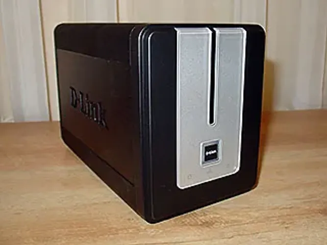 NAS D-Link DNS-323 - Servidor de Arquivos 2 discos 3,5 (Rede Gigabit + USB Print Server)