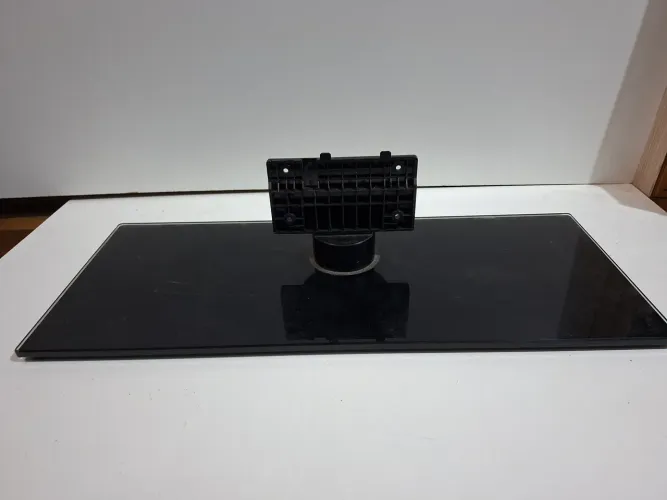 Base TV TCL DL4077