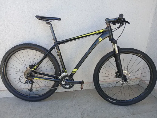 Giant Revel Aro 29