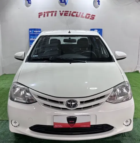 Toyota Etios XS Sedan 1.5 Flex 16V 4P Mec. 2015