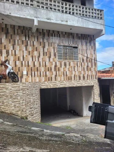 Alô, Mecânico, chapista, pintor! Galpão.