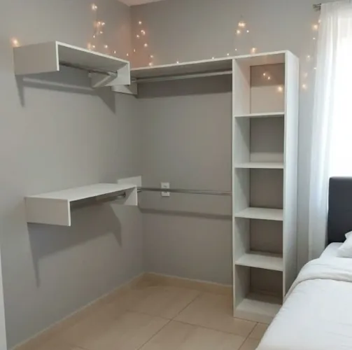 Closet com 2 araras em mdf