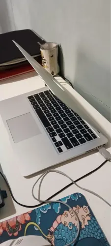 MAC BOOK air 13"