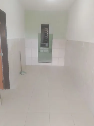 Aluga-se uma casa alto do Peru