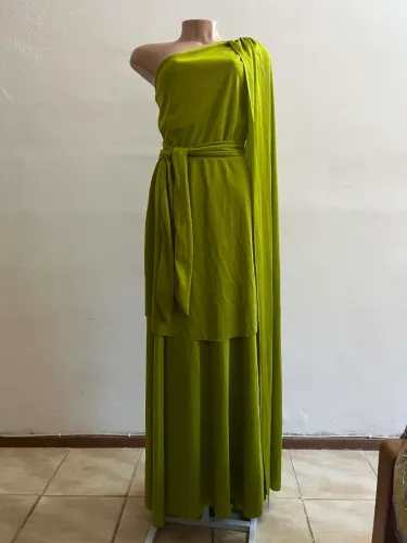 Vestido de festa longo verde oliva , Tam. M
