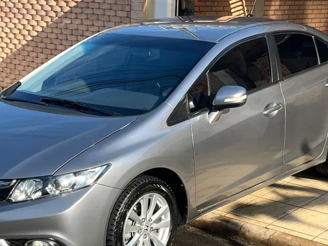 Honda Civic Sedan LXR 2.0 Flexone 16V Aut. 4P 2014
