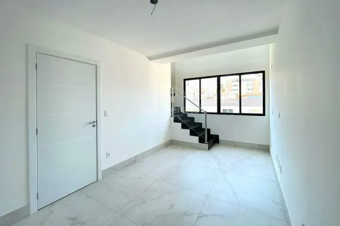 Cobertura à venda no bairro Alto Barroca