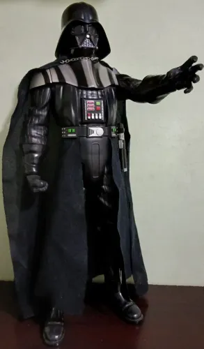 BONECO FIGURA DARTH VADER 50 CM ALTURA